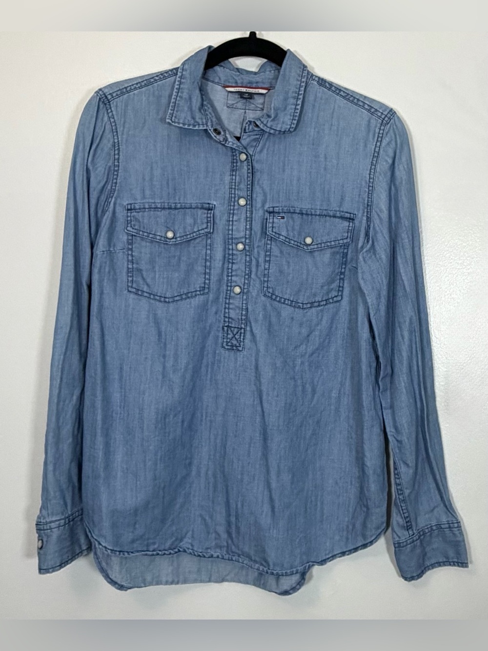 Tommy Hilfiger Denim Casual Button Down Shirt